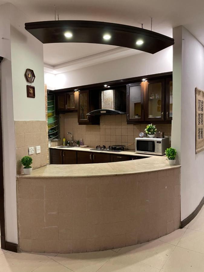 Freddy'S Luxury Family Apartments Ισλαμαμπάντ Εξωτερικό φωτογραφία