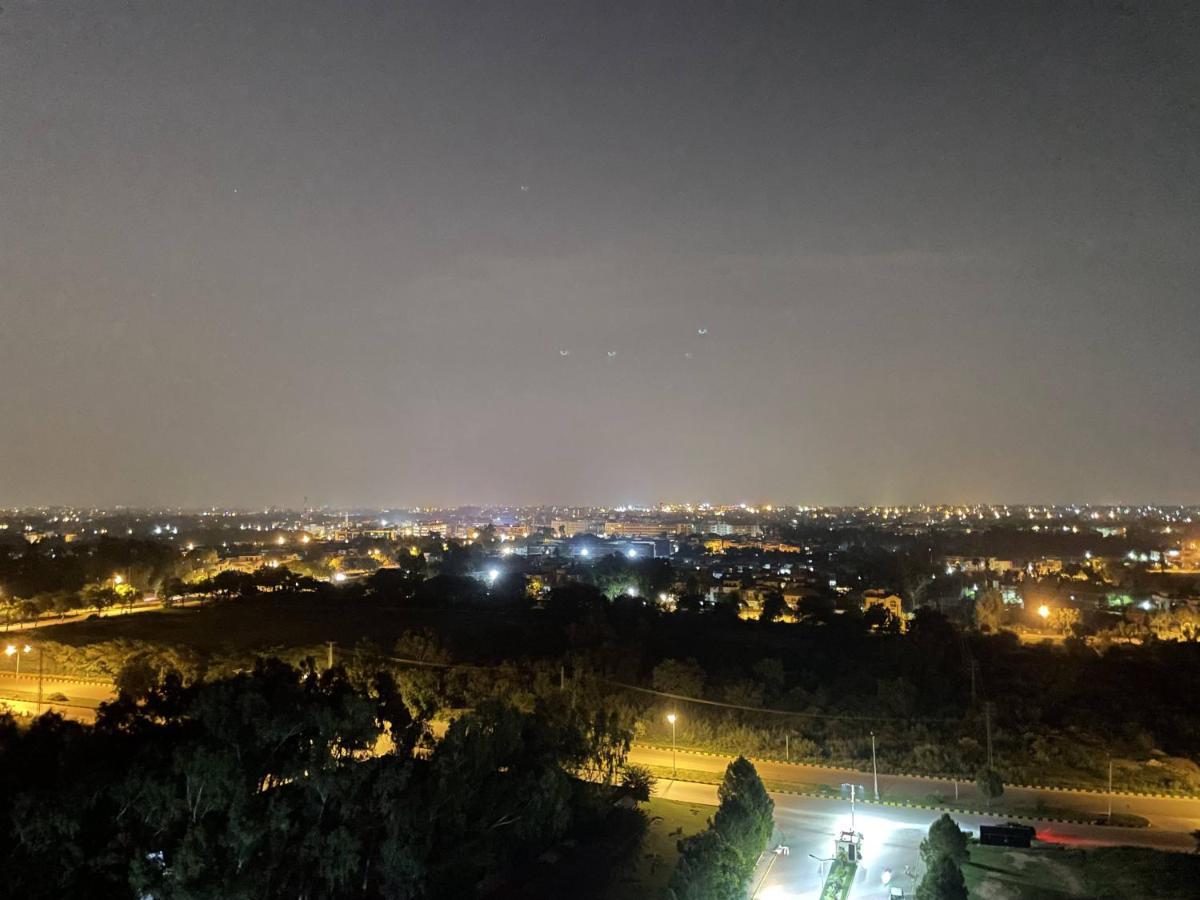 Freddy'S Luxury Family Apartments Ισλαμαμπάντ Εξωτερικό φωτογραφία